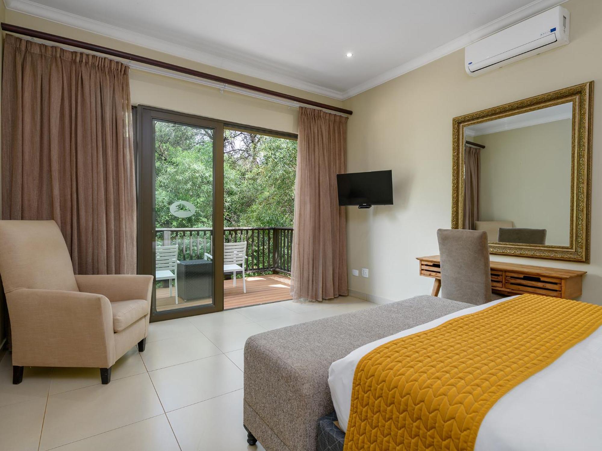 Monomotapa Village @ Legend Golf And Safari Resort Golders Green Екстер'єр фото