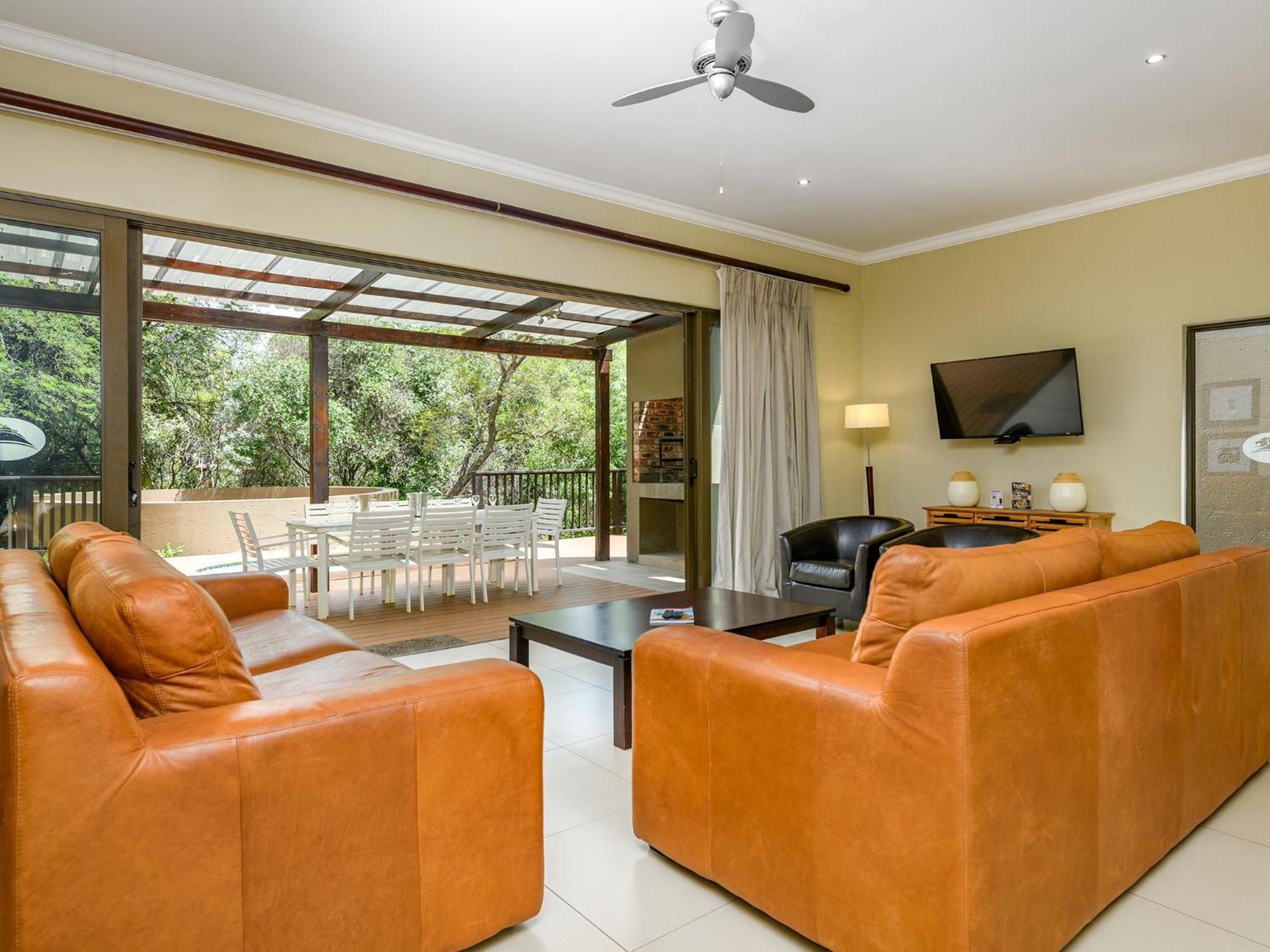 Monomotapa Village @ Legend Golf And Safari Resort Golders Green Екстер'єр фото