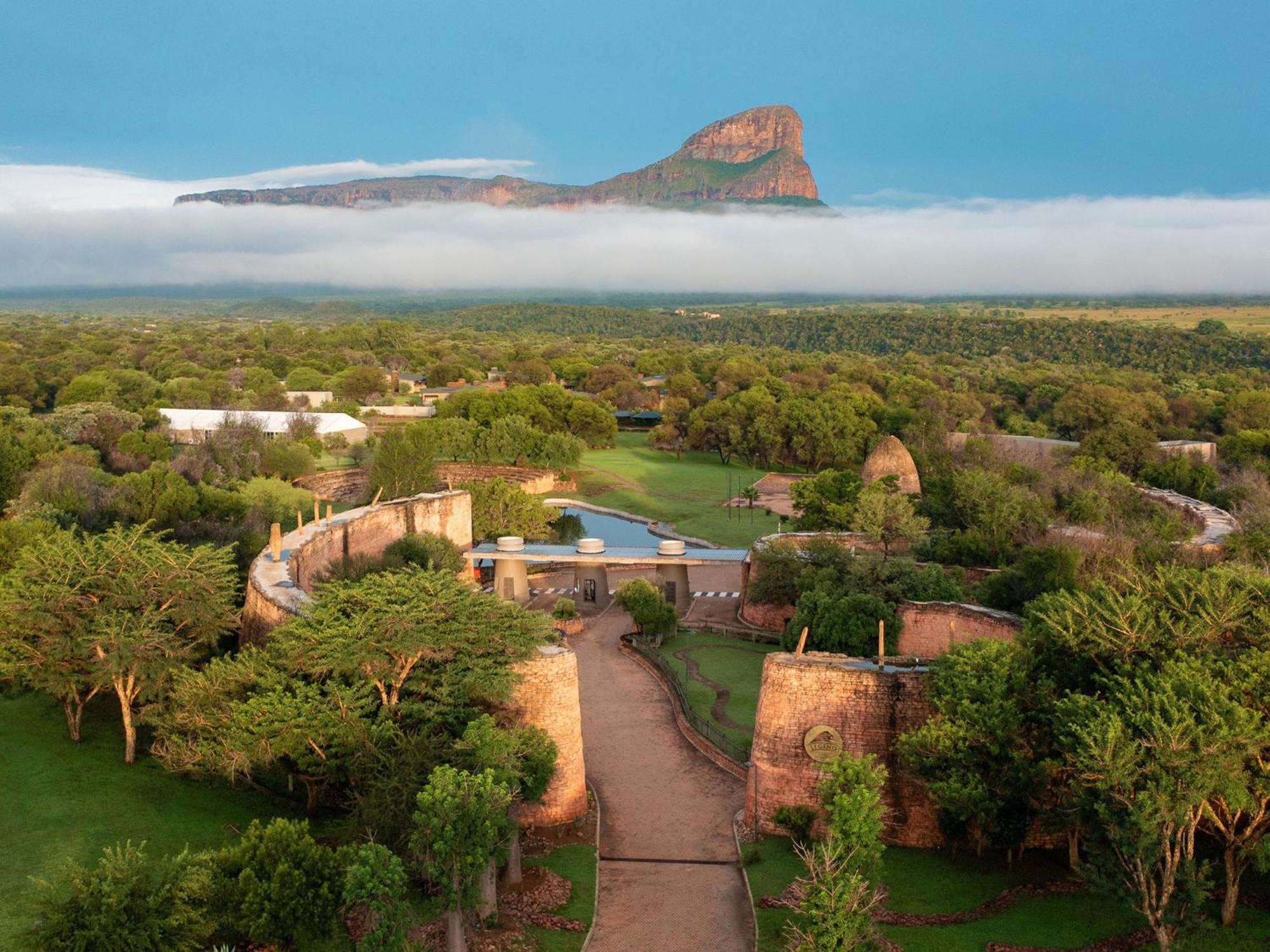 Monomotapa Village @ Legend Golf And Safari Resort Golders Green Екстер'єр фото